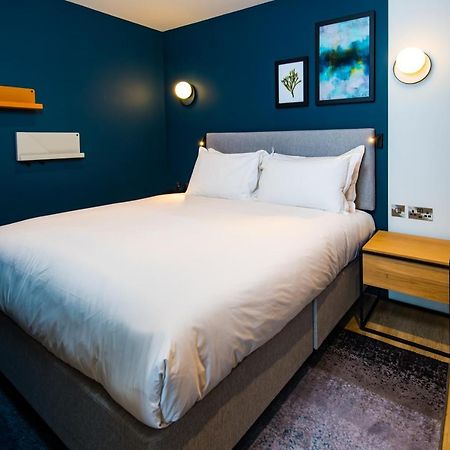 Staybridge Suites - Cardiff, An Ihg Hotel Extérieur photo